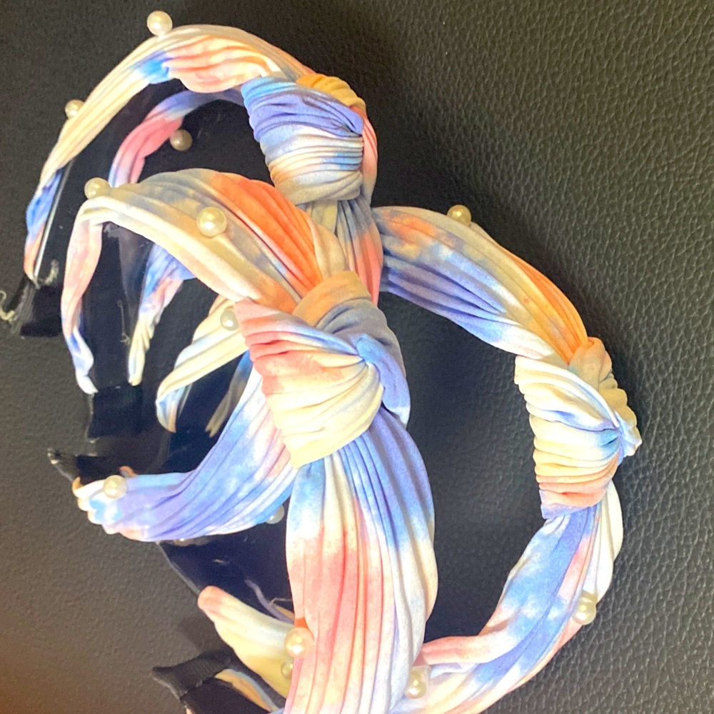 Know tie dye headbands with pearls accents